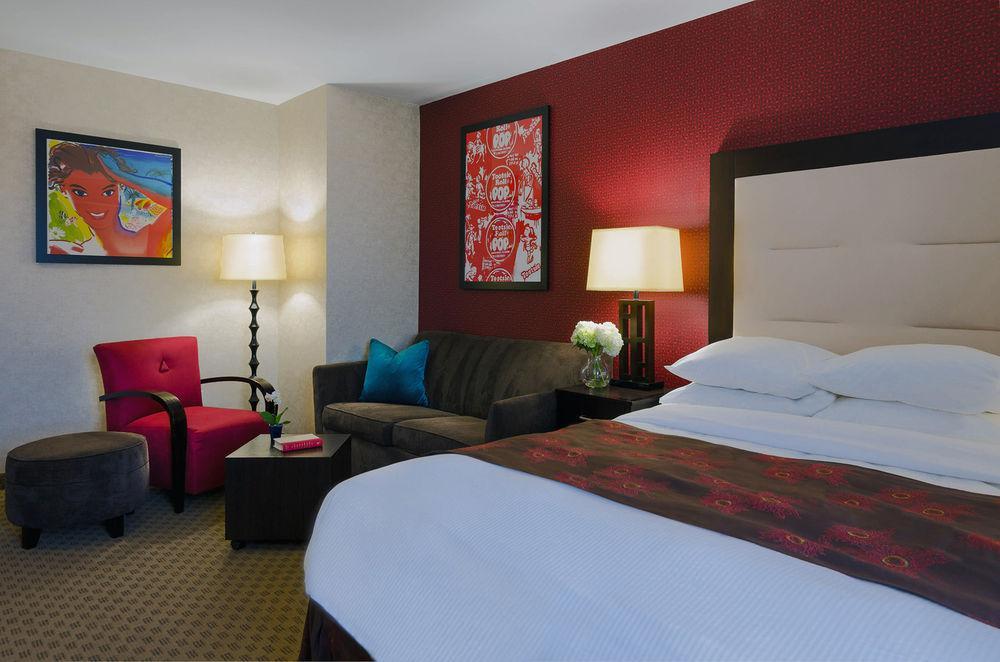 The Lloyd Stamford, Tapestry Collection By Hilton Hotel Bagian luar foto