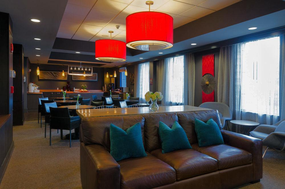 The Lloyd Stamford, Tapestry Collection By Hilton Hotel Bagian luar foto