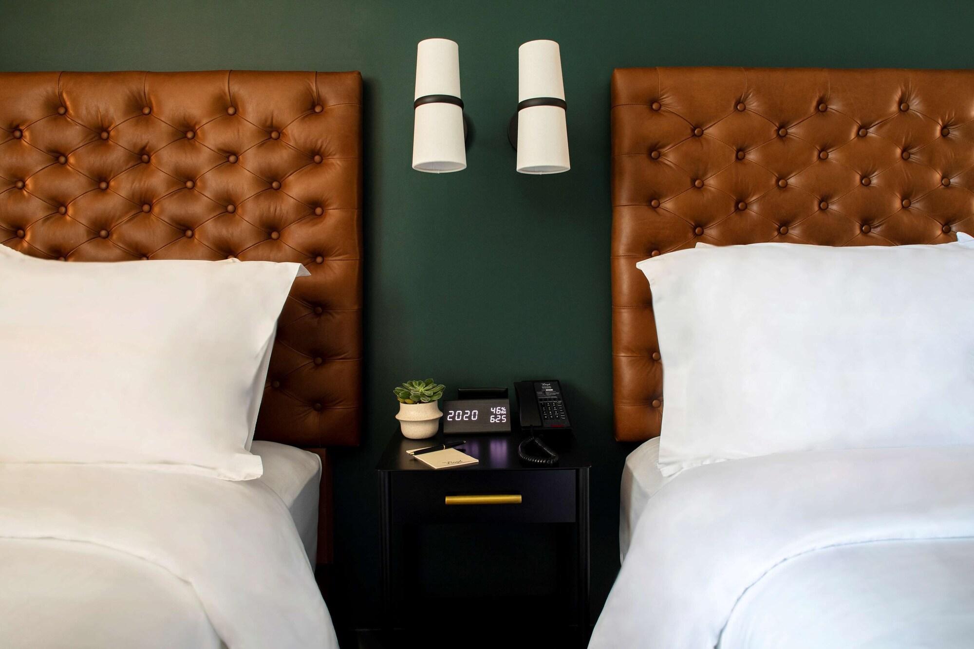 The Lloyd Stamford, Tapestry Collection By Hilton Hotel Bagian luar foto