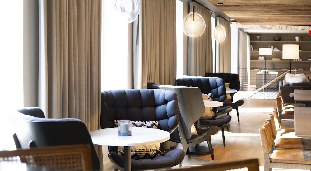 The Lloyd Stamford, Tapestry Collection By Hilton Hotel Bagian luar foto