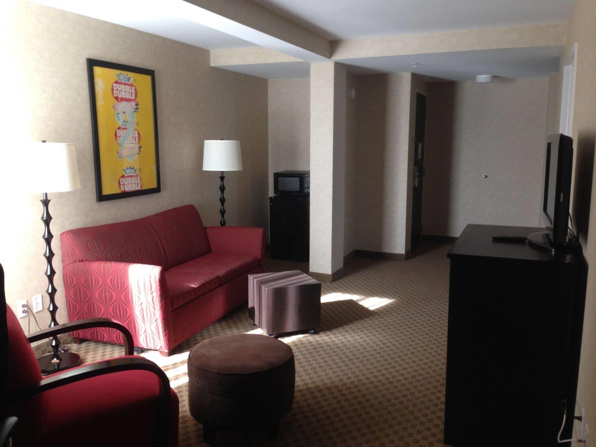 The Lloyd Stamford, Tapestry Collection By Hilton Hotel Bagian luar foto